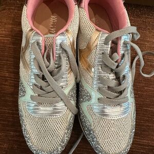 Mi.iM Silver and Pink Sneakers Lightweight Athletic Design